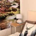 Ueber Den Daechern Von
